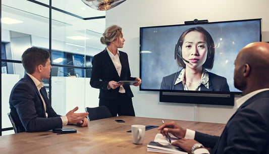 EPOS tar sina första steg in i videosamarbetsutrymmet med EXPAND Vision 3T